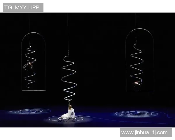 崔永熙的艺术旅程与人生哲学探索：从舞台到生活的多维视角