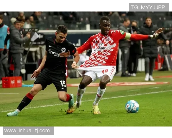 巴萨与利物浦对决引发全球关注收视率创下新高