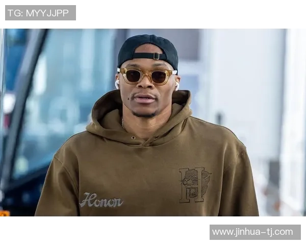 拉塞尔威斯布鲁克：从全能控卫到NBA传奇的辉煌之路